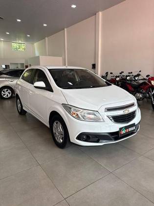 CHEVROLET ONIX 1.0 MPFI LT 8V FLEX 4P MANUAL CHEVROLET ONIX 1.0 MPFI LT 8V FLEX 4P MANUAL